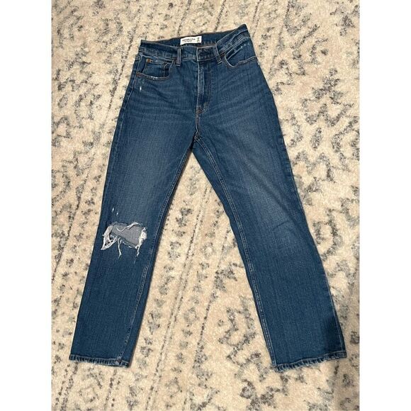 Abercrombie & Fitch Ultra High Rise Ankle Straight Jean - Picture 8 of 8